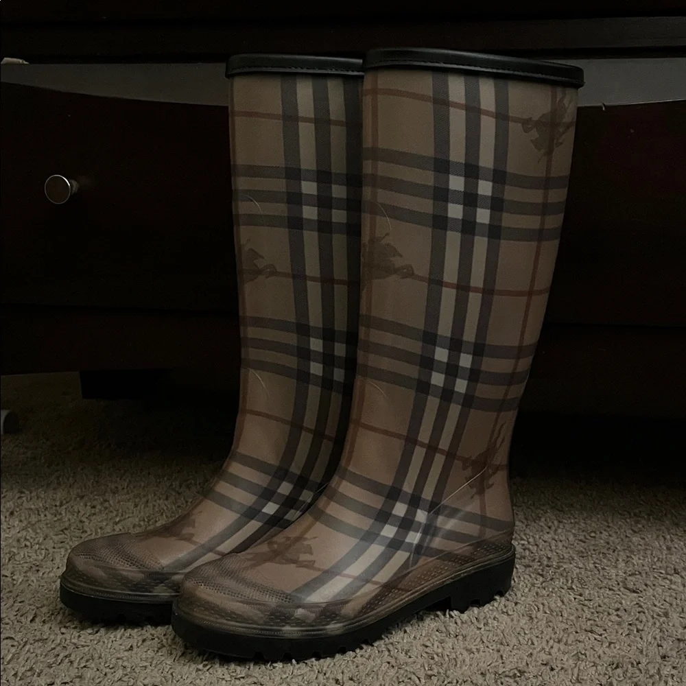 Burberry Plaid Rain Boots